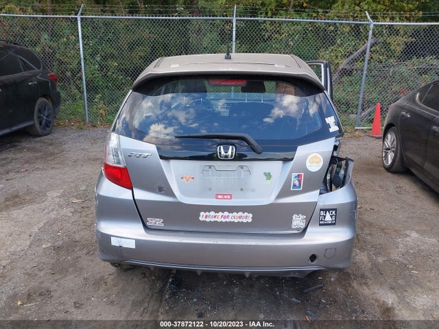 2010 HONDA FIT SPORT VIN: JHMGE8G42AC006520