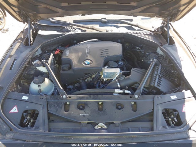WBA5A5C52ED503369 BMW 528I