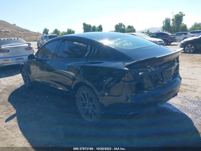 Tesla Model 3 Long Range 2022 5YJ3E1EB0NF180958 Image 3