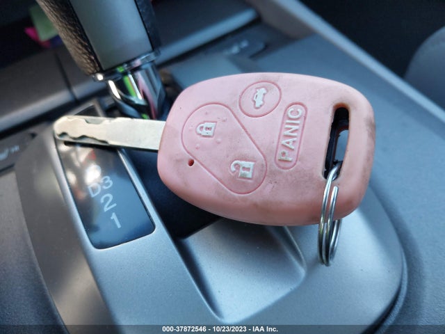 2011 HONDA ACCORD SDN EX-L VIN: 1HGCP3F88BA020146