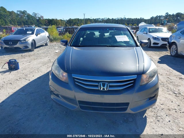 2011 HONDA ACCORD SDN EX-L VIN: 1HGCP3F88BA020146