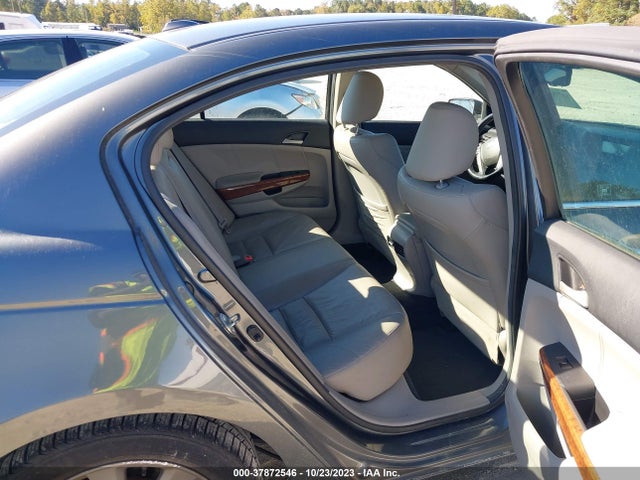 2011 HONDA ACCORD SDN EX-L VIN: 1HGCP3F88BA020146