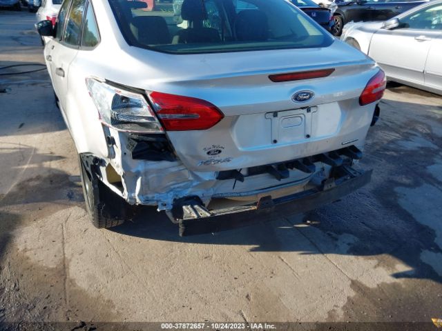 1FADP3E20GL249437 Ford FOCUS S