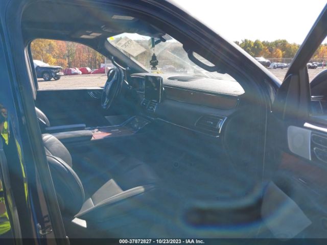 5LMJJ3LT8KEL21419 Lincoln Navigator L Reserve