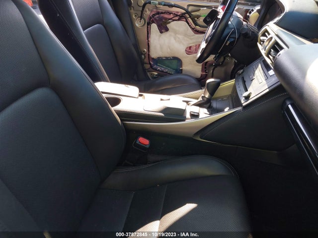 JTHBA1D25G5009781 Lexus IS 200T