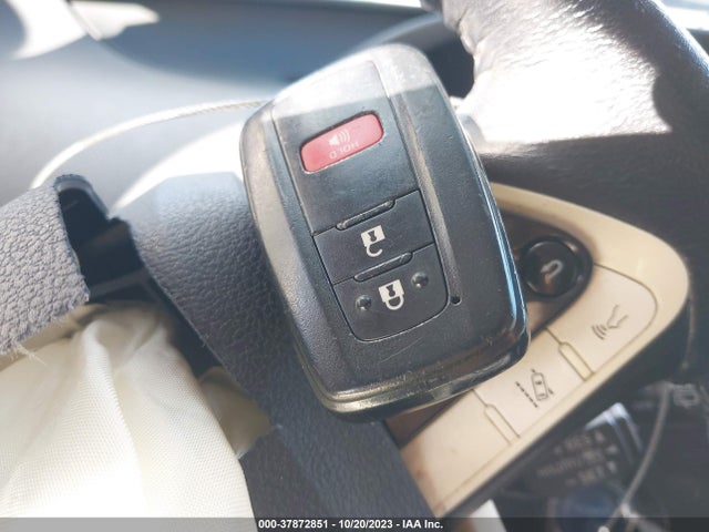 Toyota Prius Four 2016 JTDKARFUXG3517528 Image 11