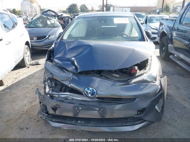 Toyota Prius Four 2016 JTDKARFUXG3517528 Image 13