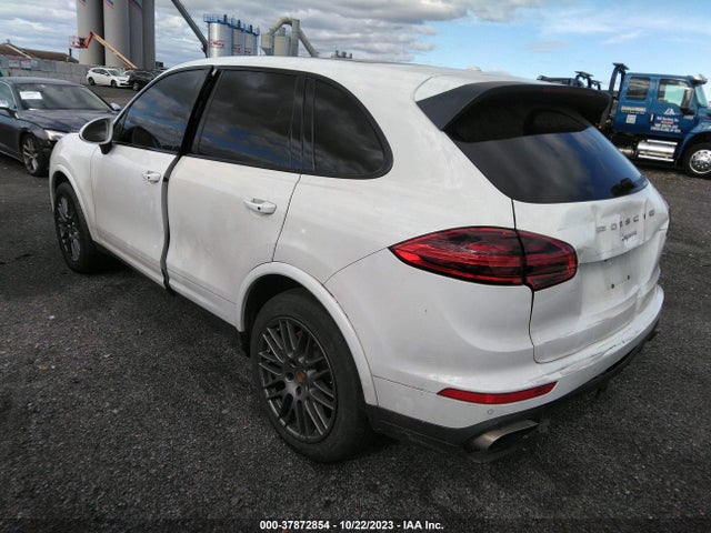 WP1AA2A26JKA00571 Porsche Cayenne