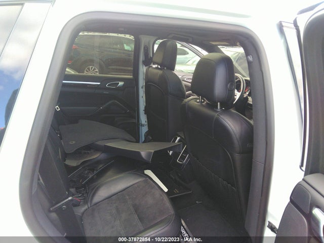 WP1AA2A26JKA00571 Porsche Cayenne