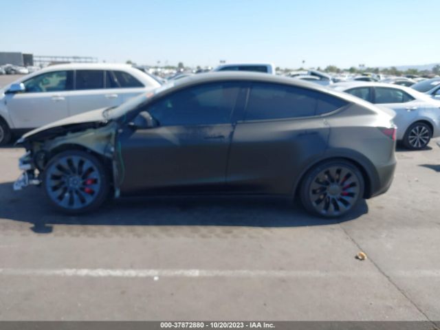 7SAYGDEF9PF769131 Tesla Model Y Performance
