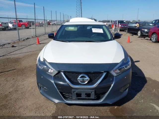 1N4AA6AP1JC375742 Nissan MAXIMA SV