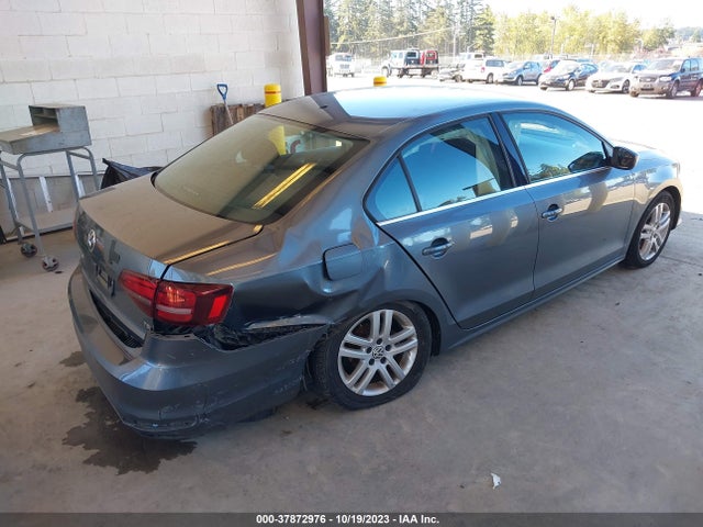 3VW2B7AJ9HM317929 Volkswagen Jetta 1.4t S