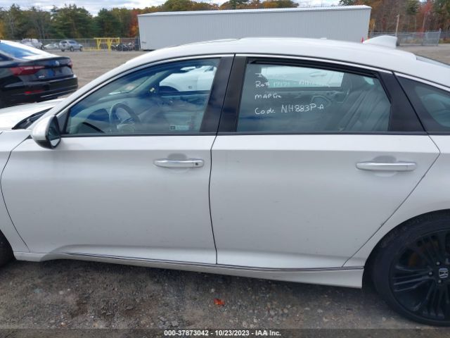 1HGCV2F98JA017206 Honda Accord Sedan Touring 2.0t