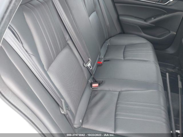 1HGCV2F98JA017206 Honda Accord Sedan Touring 2.0t