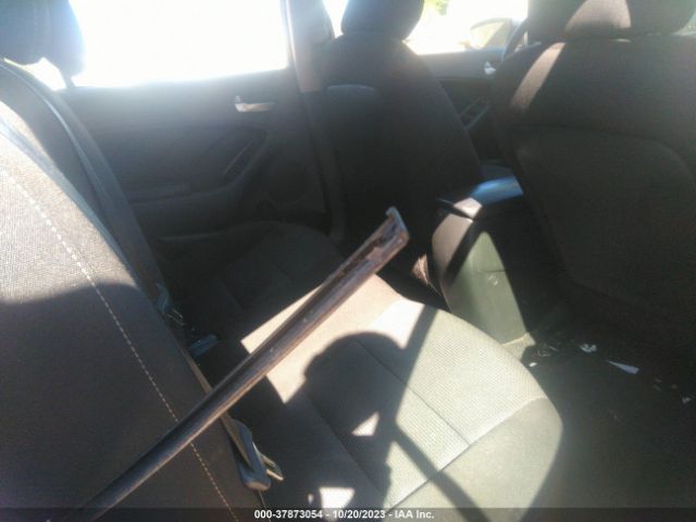 3KPFK4A7XJE214784 KIA FORTE LX
