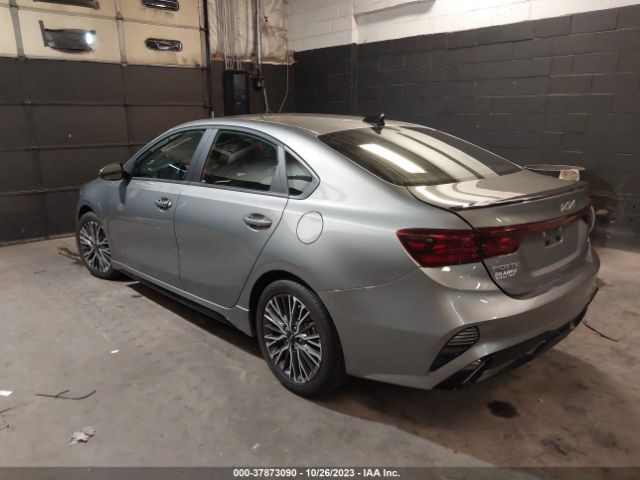 3KPF54AD9NE505926 KIA Forte Gt-line