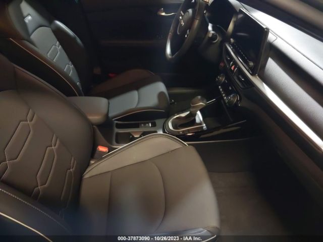 3KPF54AD9NE505926 KIA Forte Gt-line
