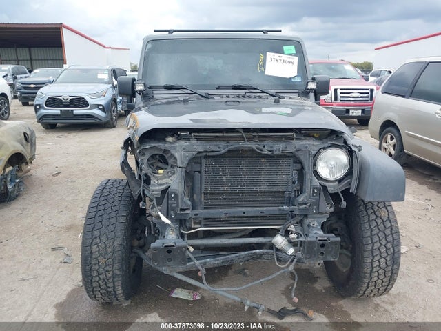 2014 JEEP WRANGLER UNLIMITED SPORT VIN: 1C4BJWDG2EL281689