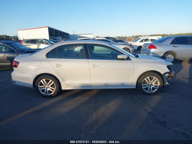 3VW2B7AJXHM233134 Volkswagen Jetta 1.4t S
