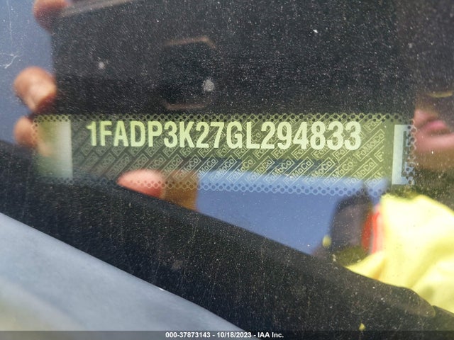 Ford FOCUS SE 2016 1FADP3K27GL294833 Image 9