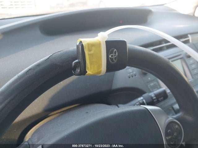 Toyota PRIUS PLUG-IN 2014 JTDKN3DP5E3058369 Image 11