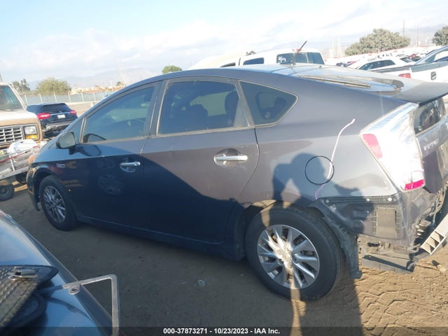 Toyota PRIUS PLUG-IN 2014 JTDKN3DP5E3058369 Image 15