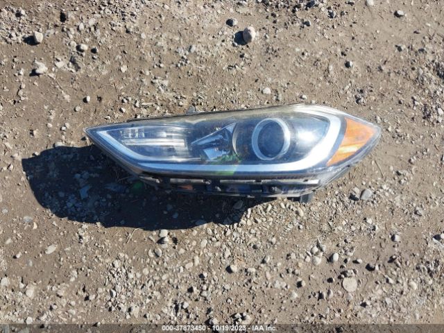 KMHD84LF2HU103681 Hyundai ELANTRA SE