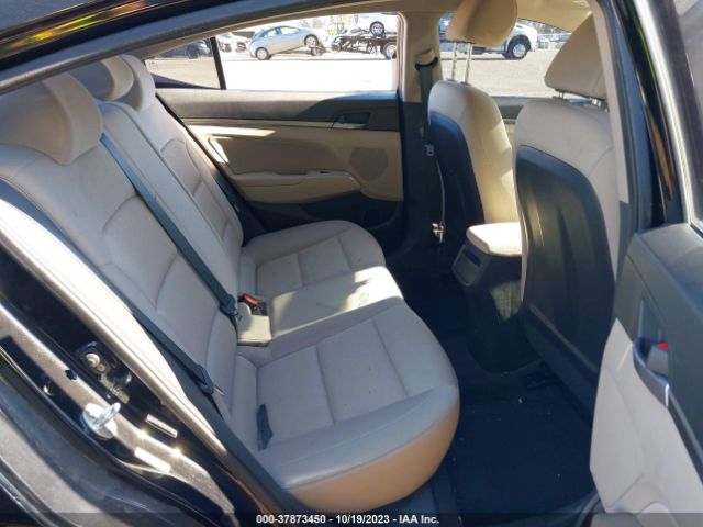KMHD84LF2HU103681 Hyundai ELANTRA SE