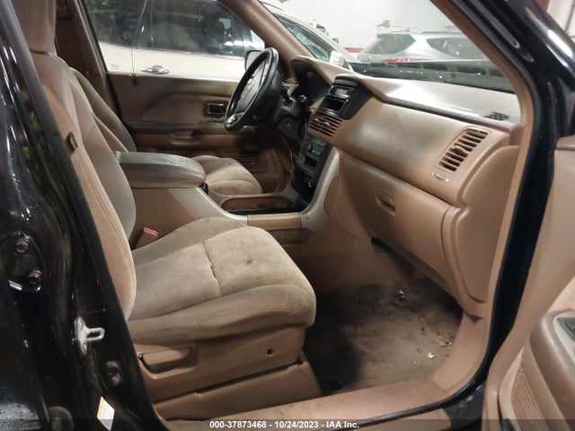 2004 HONDA PILOT EX VIN: 5FNYF18474B010319
