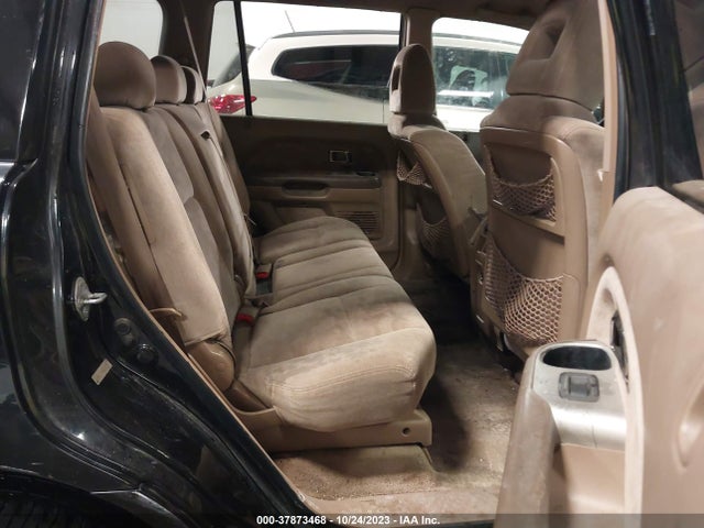 2004 HONDA PILOT EX VIN: 5FNYF18474B010319