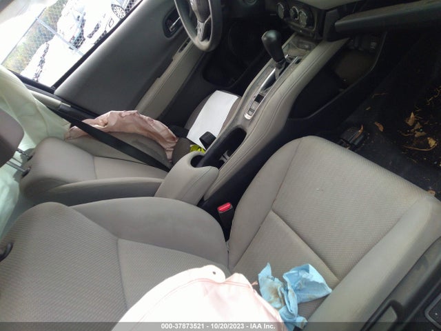 Honda HR-V LX 2016 3CZRU5H30GM722951 Image 5