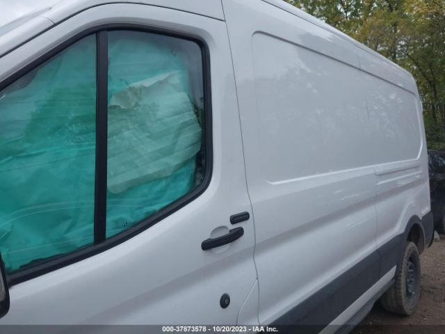 1FTBR1C88NKA63736 Ford Transit-250 Cargo Van