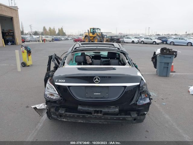 55SWF4JB5HU213943 Mercedes-Benz C 300 Sport/luxury/