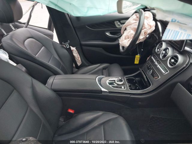 55SWF4JB5HU213943 Mercedes-Benz C 300 Sport/luxury/