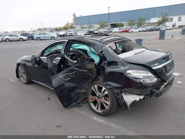 55SWF4JB5HU213943 Mercedes-Benz C 300 Sport/luxury/