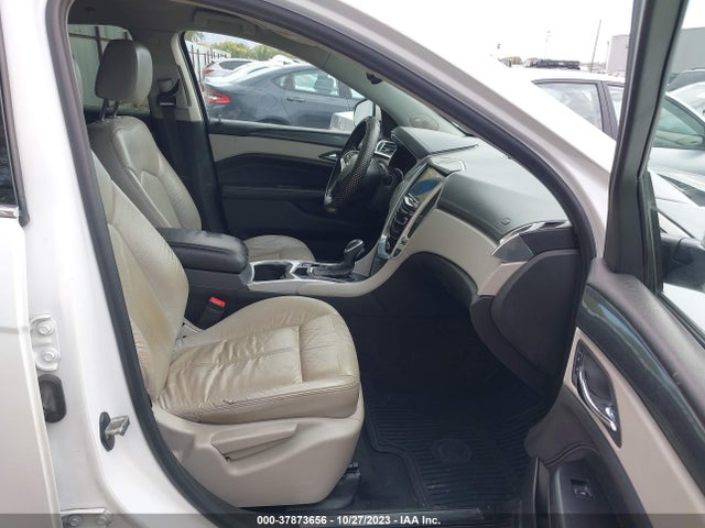 3GYFNAE39ES546715 Cadillac Srx Standard