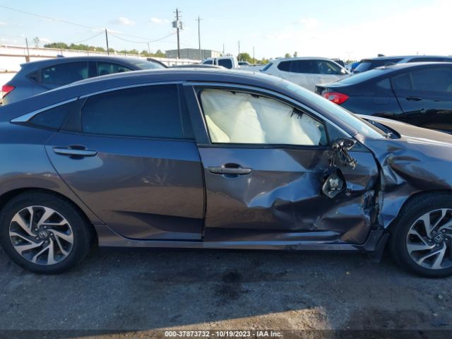 19XFC2F77GE073157 Honda Civic Sedan Ex