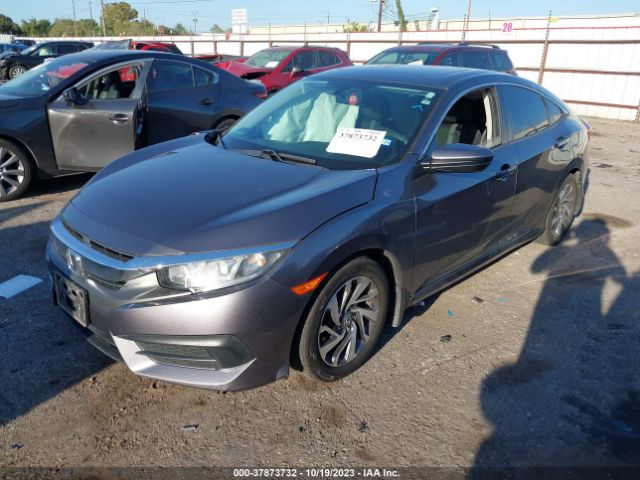 19XFC2F77GE073157 Honda Civic Sedan Ex