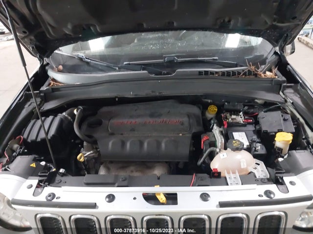 Jeep Renegade Limited 4x4 2017 ZACCJBDB3HPG61898 Image 10