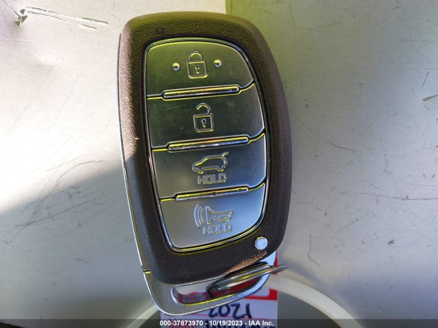 2021 HYUNDAI IONIQ PLUG-IN HYBRID SE VIN: KMHC65LD4MU250150