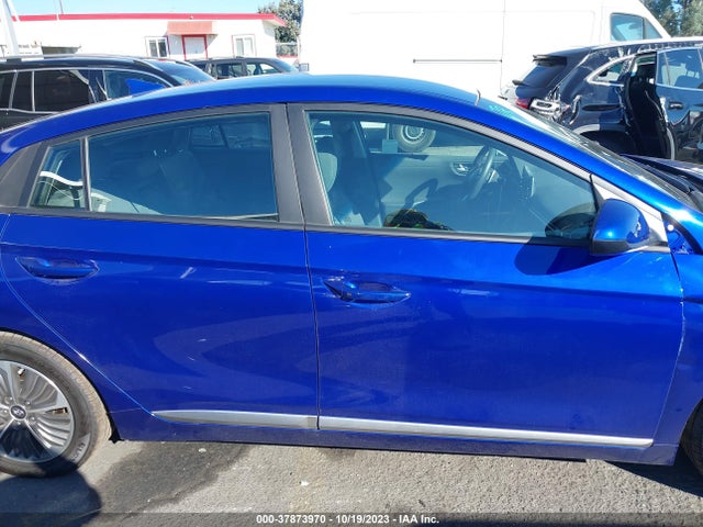 2021 HYUNDAI IONIQ PLUG-IN HYBRID SE VIN: KMHC65LD4MU250150