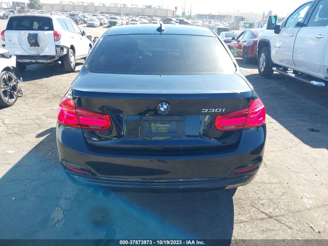 BMW 330I 2018 WBA8B9G55JNU97941 Image 16