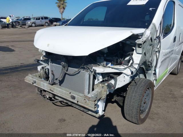 3N6CM0KN8FK705914 Nissan Nv200 S/sv