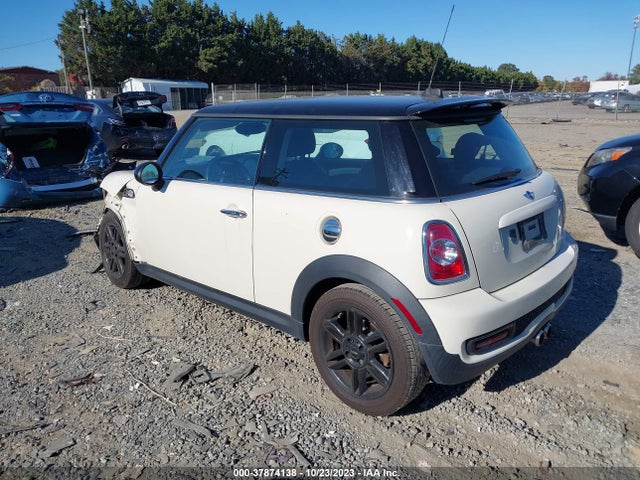 2013 MINI HARDTOP WMWSV3C53DT389799 Photo 2