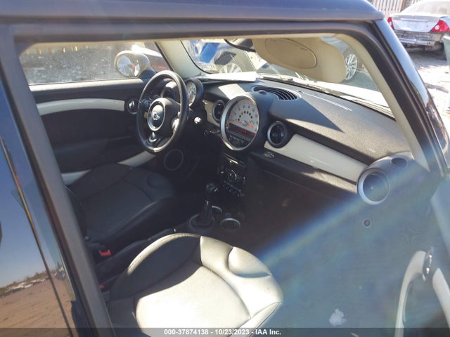 2013 MINI HARDTOP WMWSV3C53DT389799 Photo 4