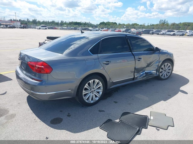 1VWAS7A33GC013475 Volkswagen Passat 1.8t S