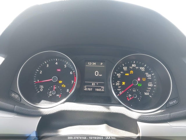 1VWAS7A33GC013475 Volkswagen Passat 1.8t S