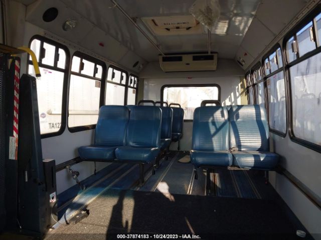 2003 FORD E-450 CUTAWAY 1FDXE45S13HB79281 Photo 6