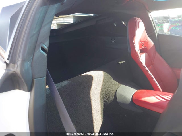 Chevrolet Corvette 2lt 2015 1G1YD2D75F5122903 Image 8