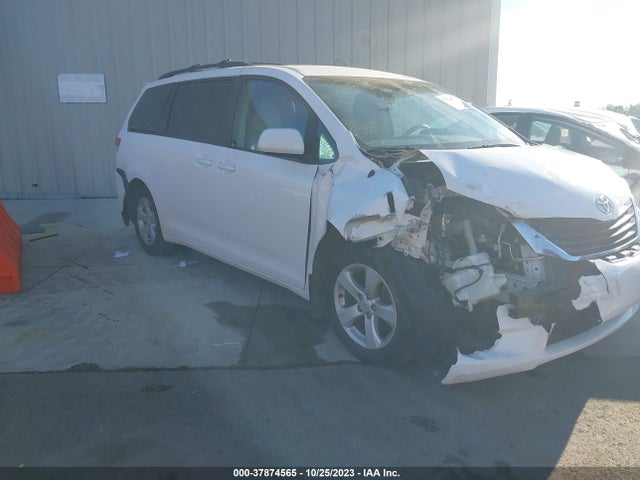 2012 TOYOTA SIENNA LE VIN: 5TDKK3DC9CS238083